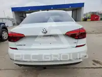 2018 Volkswagen Passat фото