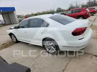 2018 Volkswagen Passat фото