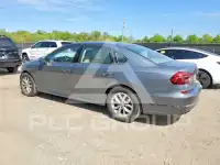 2018 Volkswagen Passat photo