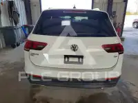 2018 Volkswagen Tiguan фото