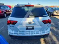 2018 Volkswagen Tiguan фото