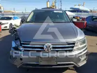 2018 Volkswagen Tiguan photo