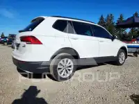 2018 Volkswagen Tiguan photo