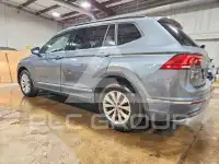 2018 Volkswagen Tiguan photo