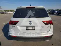 2018 Volkswagen Tiguan фото
