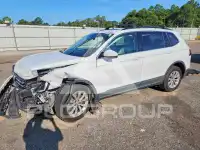 2018 Volkswagen Tiguan фото