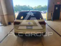 2018 Volkswagen Tiguan photo