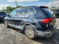 2018 Volkswagen Tiguan photo