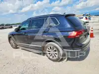 2018 Volkswagen Tiguan фото
