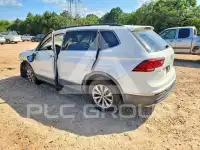 2018 Volkswagen Tiguan photo