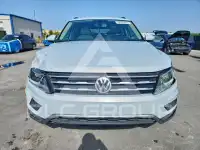2018 Volkswagen Tiguan фото