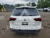 2018 Volkswagen Tiguan фото