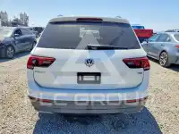 2018 Volkswagen Tiguan photo