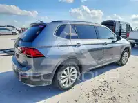 2018 Volkswagen Tiguan фото
