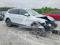 2018 Volkswagen Tiguan photo