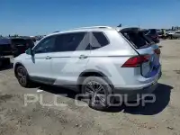 2018 Volkswagen Tiguan фото