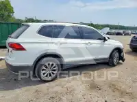 2018 Volkswagen Tiguan photo