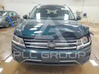 2018 Volkswagen Tiguan photo