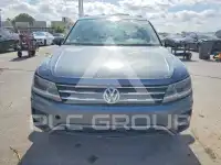 2018 Volkswagen Tiguan photo