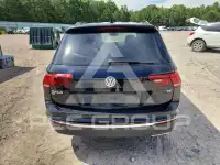 2018 Volkswagen Tiguan фото