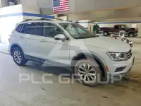 2018 Volkswagen Tiguan photo