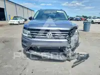 2018 Volkswagen Tiguan photo