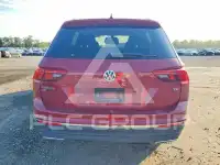 2018 Volkswagen Tiguan photo