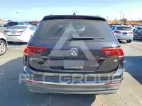 2018 Volkswagen Tiguan photo