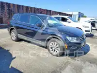 2018 Volkswagen Tiguan photo