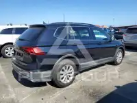 2018 Volkswagen Tiguan photo