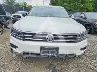 2018 Volkswagen Tiguan фото