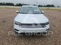 2018 Volkswagen Tiguan photo