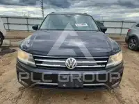 2018 Volkswagen Tiguan photo