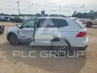 2018 Volkswagen Tiguan photo