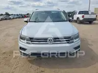 2018 Volkswagen Tiguan photo