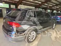 2018 Volkswagen Tiguan фото