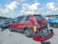 2018 Volkswagen Tiguan photo