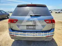 2018 Volkswagen Tiguan photo