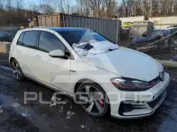 2018 Volkswagen GTI фото