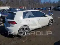 2018 Volkswagen GTI фото