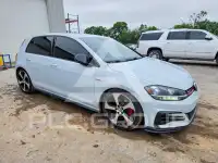 2018 Volkswagen GTI фото