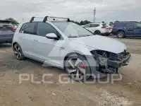 2018 Volkswagen GTI фото