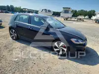 2018 Volkswagen GTI фото