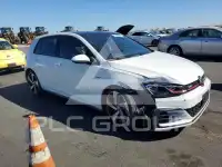 2018 Volkswagen GTI photo