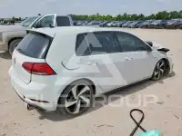 2018 Volkswagen GTI фото
