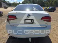 2018 Volkswagen Jetta photo