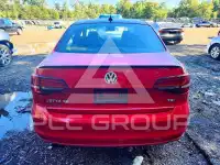 2018 Volkswagen Jetta photo
