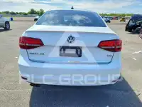 2018 Volkswagen Jetta фото