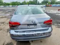 2018 Volkswagen Jetta photo