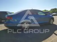 2018 Volkswagen Jetta photo